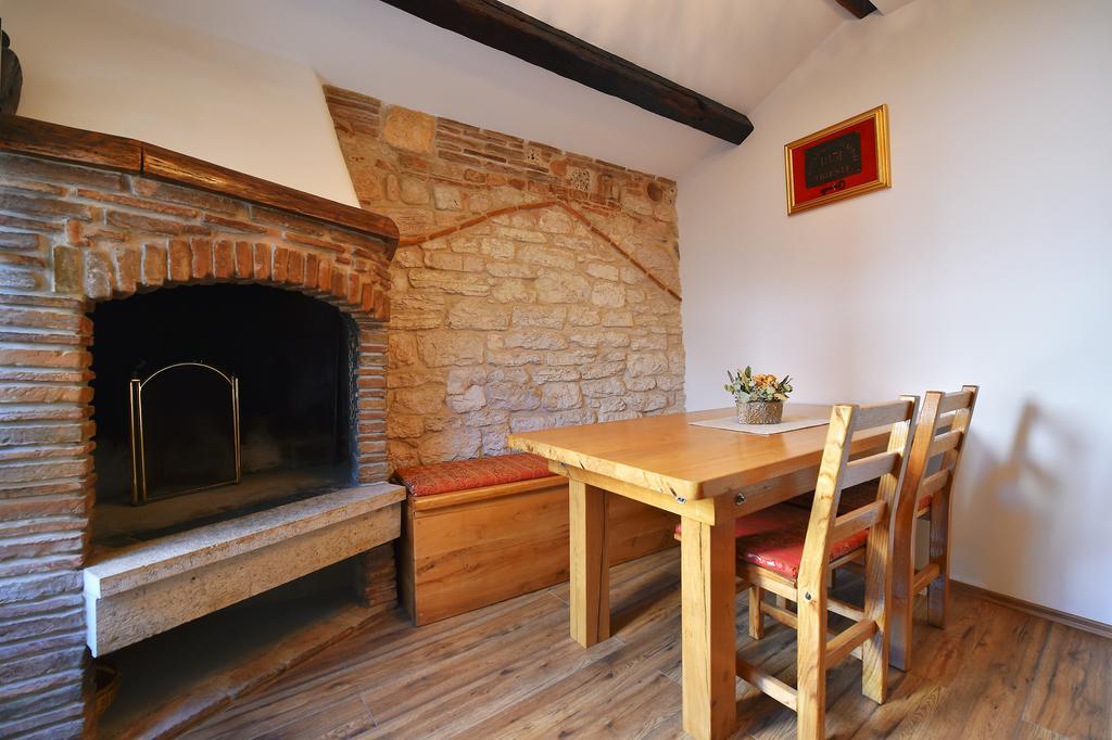 Antique Apartment Arsenale ロヴィニ エクステリア 写真