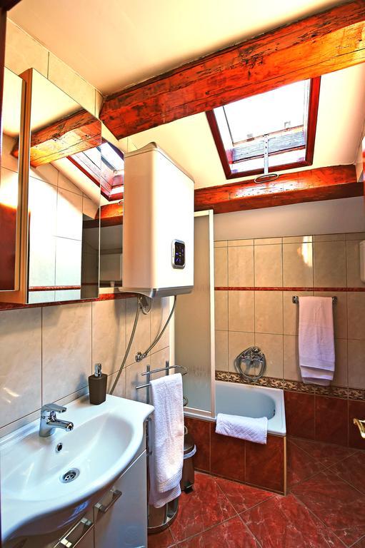 Antique Apartment Arsenale ロヴィニ エクステリア 写真
